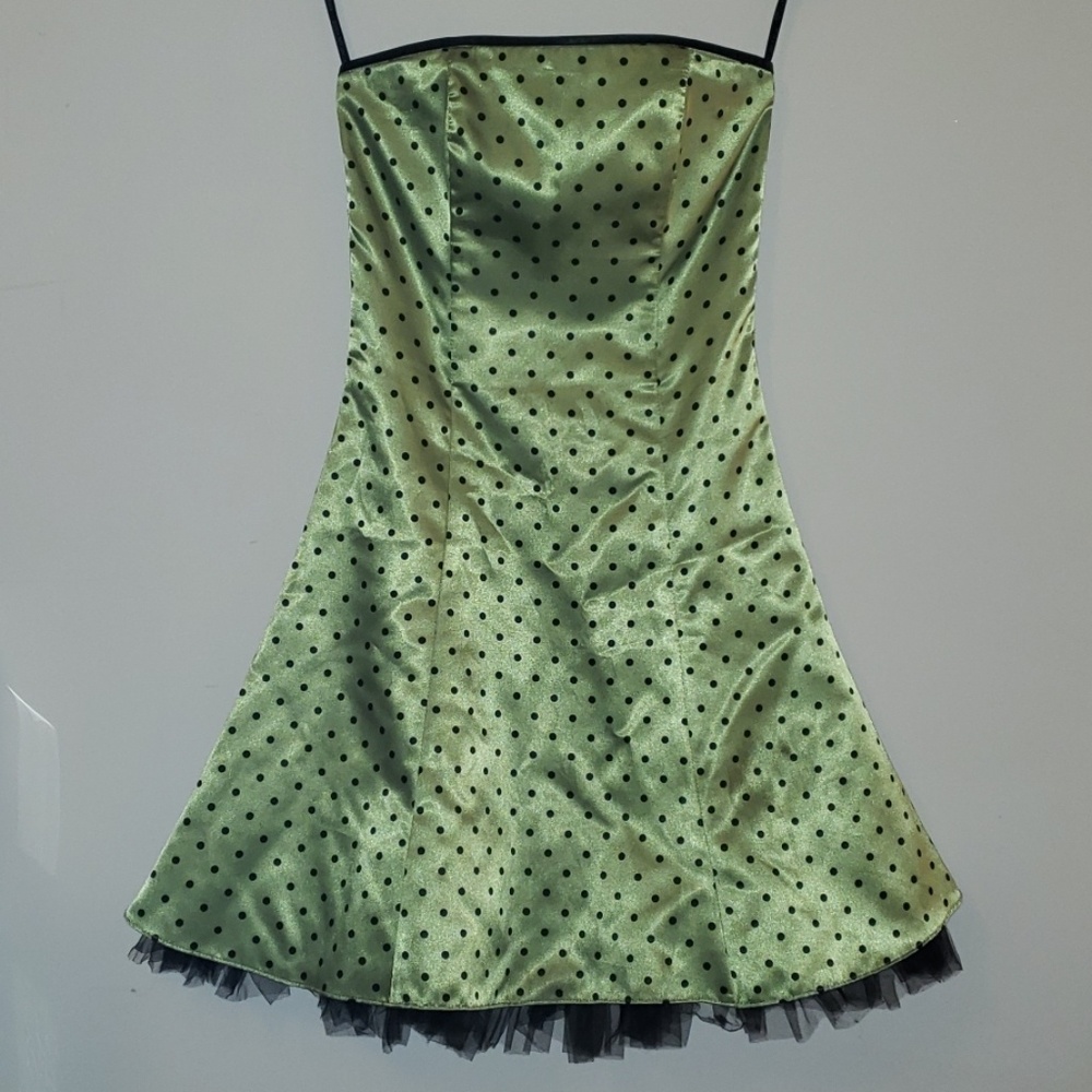 Small strapless Dark Green/Black Flare Dress